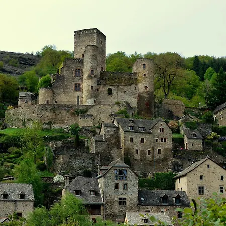 Saisonnée - De Charme En Aveyron Centres