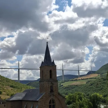 Saisonnée - De Charme En Aveyron *