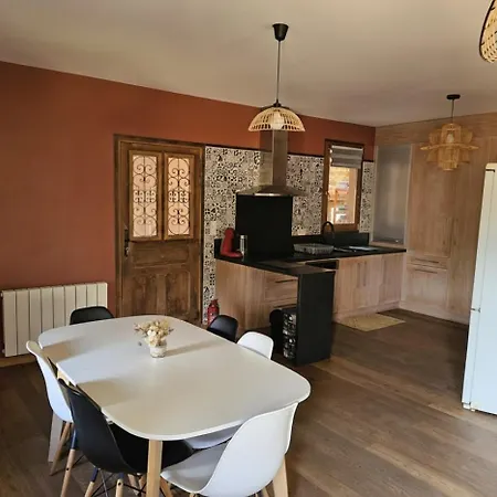 Appartement Saisonnee - De Charme En Aveyron